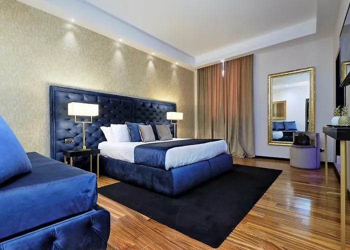 Spanish Diamond Luxury Suites & Jacuzzi